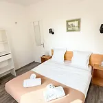 Ξενοδοχείο Les Rocailles Montagnac (Herault)