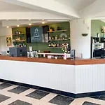 岩石酒店 酒店 蒙塔尼亚克