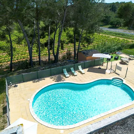 Les Rocailles Hotel 3*