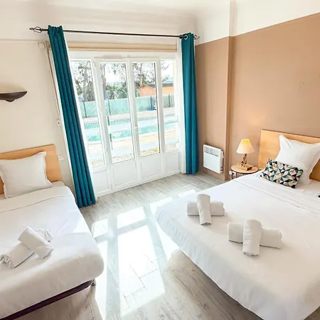 Les Rocailles Hotel Montagnac (Herault)