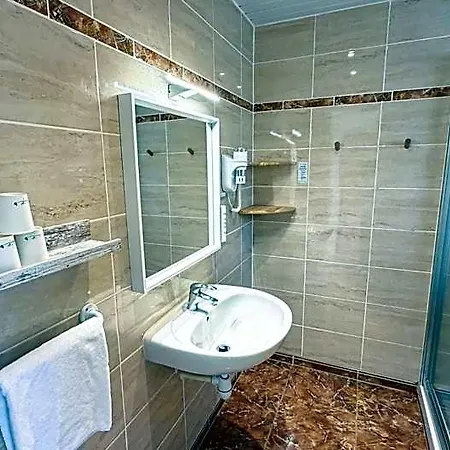 Les Rocailles Otel Montagnac (Herault)