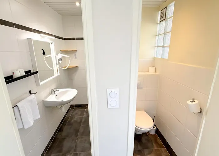 Hotel Les Rocailles Montagnac (Herault)