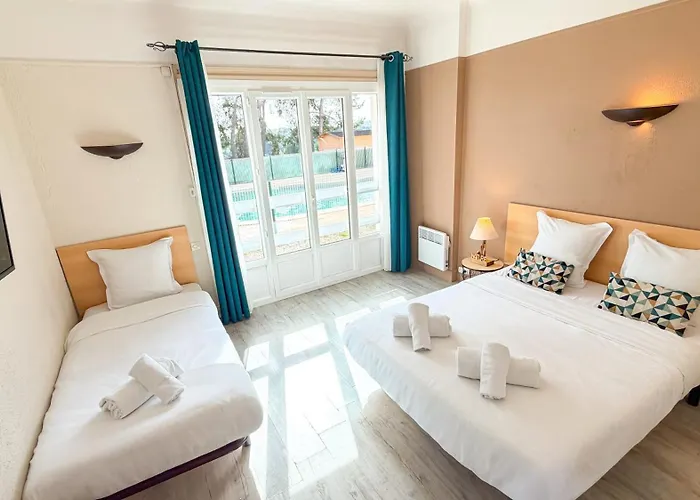 Les Rocailles Hotel Montagnac (Herault)