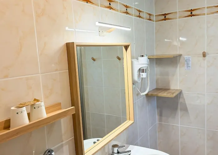 Les Rocailles 3* Montagnac (Herault)