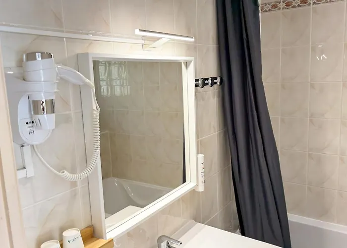 Les Rocailles Hotel
